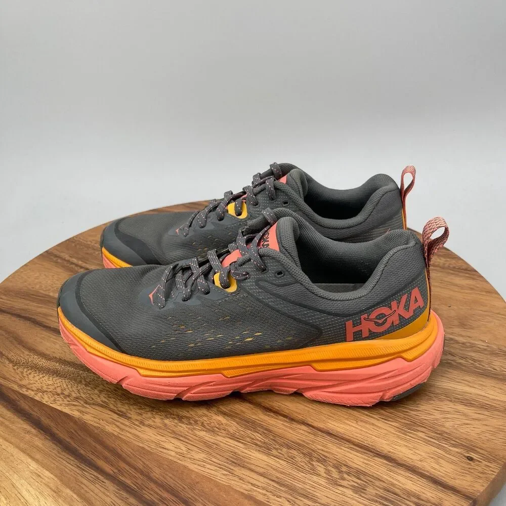 Hoka One One Challenger ATR 6 Shoes Womens Size 7 B Dark Gray Running Comfort